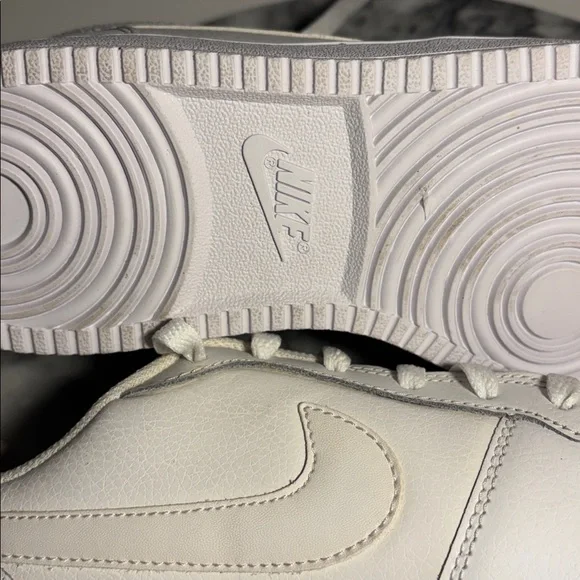Women’s Nike White Sneakers - Picture 2 of 5